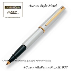 Aurora Style Metal Cromata con lavorazione guillochè e finiture dorate